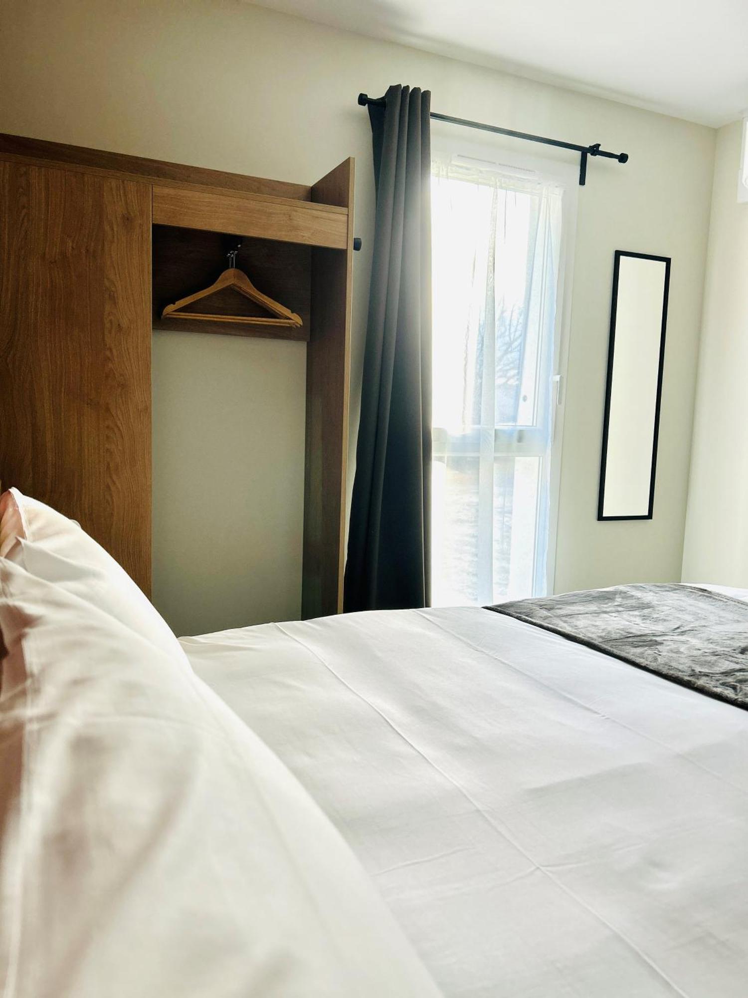 Hotel Wood Inn Bordeaux Aeroport Mérignac Екстериор снимка