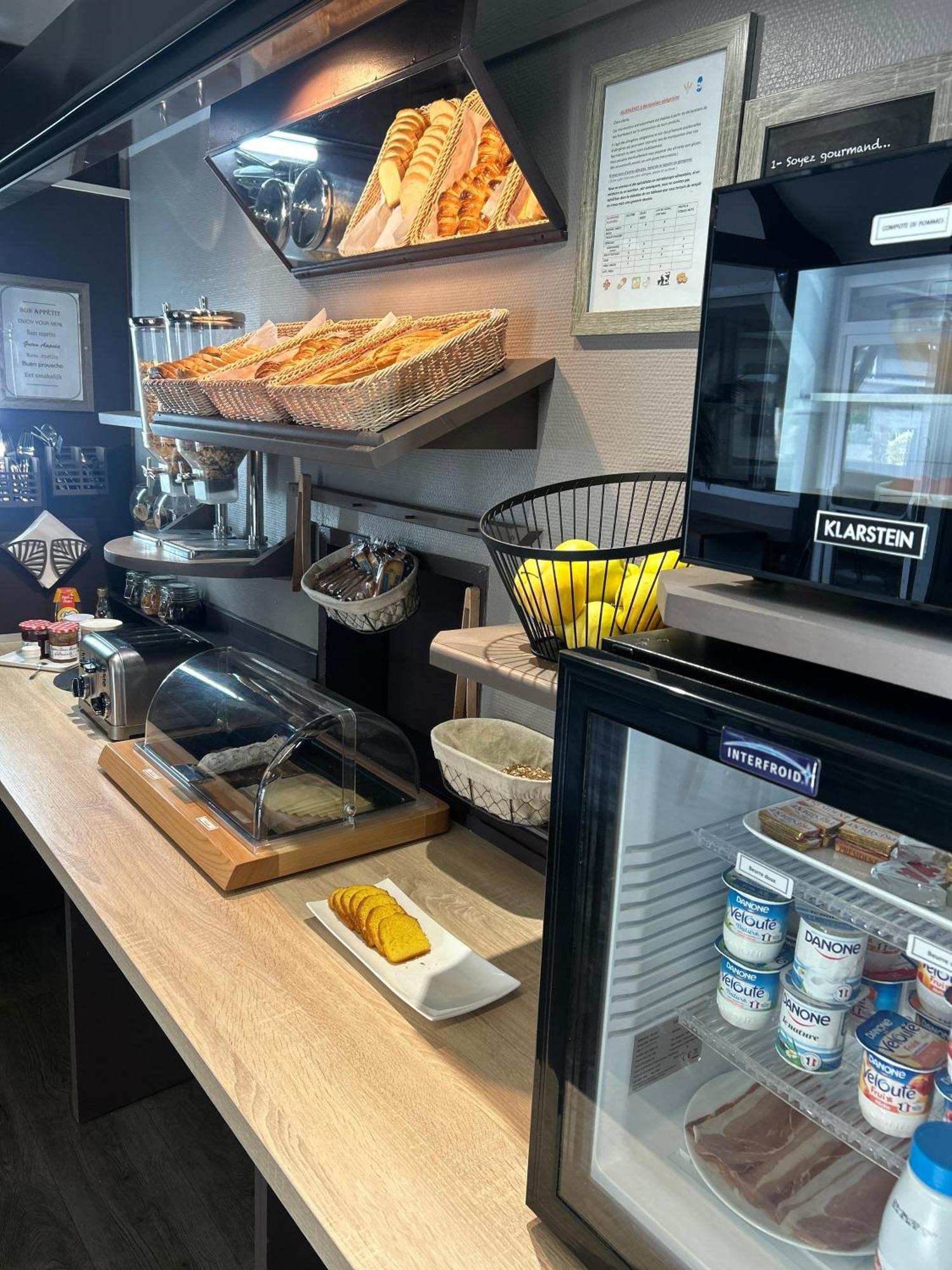 Hotel Wood Inn Bordeaux Aeroport Mérignac Екстериор снимка