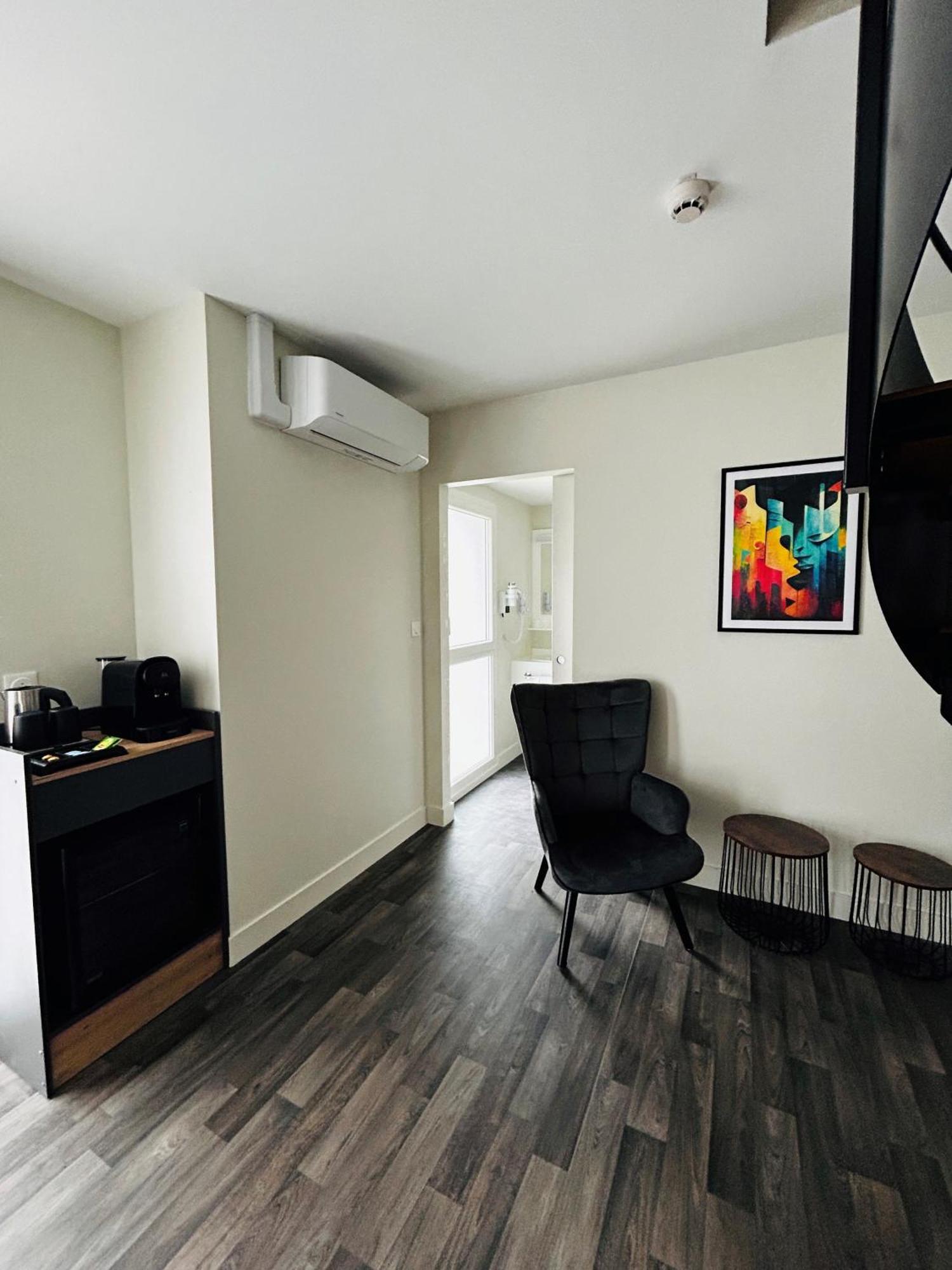 Hotel Wood Inn Bordeaux Aeroport Mérignac Екстериор снимка